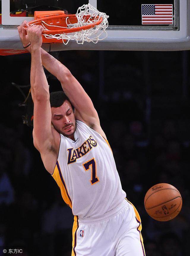 爱游戏全站-卢卡库效力过切尔西