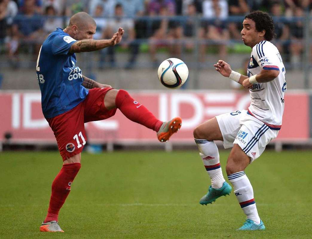 爱游戏全站-关于国际比赛日法国杯传出新动向，里尔止住颓势，管理层表态：更衣室稳定，医务组通报恢复的信息