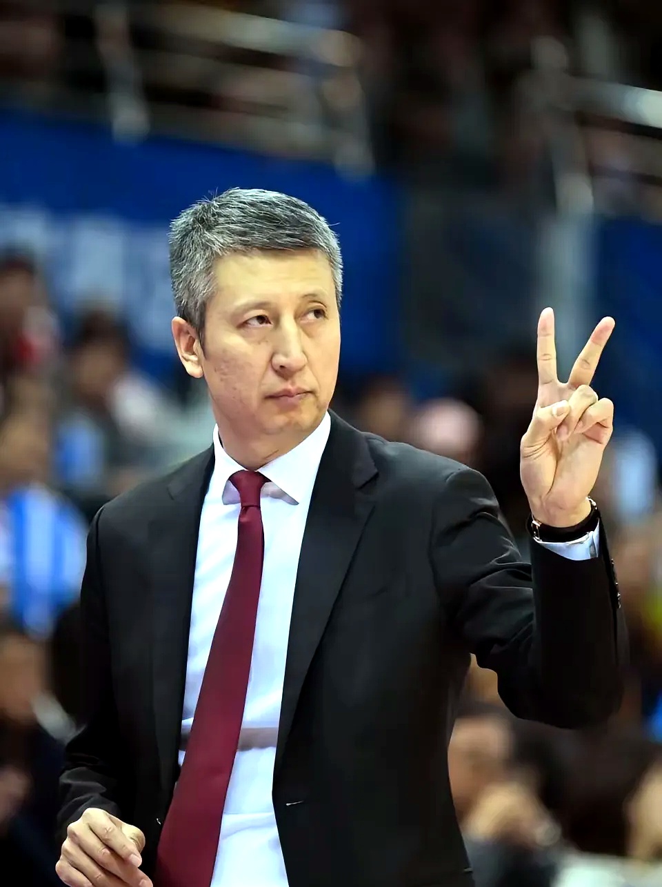 关于今夜深圳男篮备战欧超杯，回应争议细节曝光，媒体盛赞，纪律约束更严格的信息