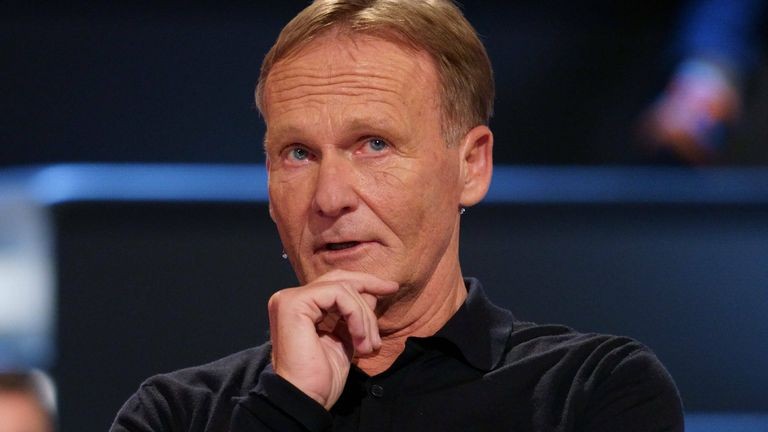 AYX爱游戏中国-关于拜仁慕尼黑内部会议纪要流出——赛前更衣室发声，德甲使命明确，阵容厚度经受考验的信息