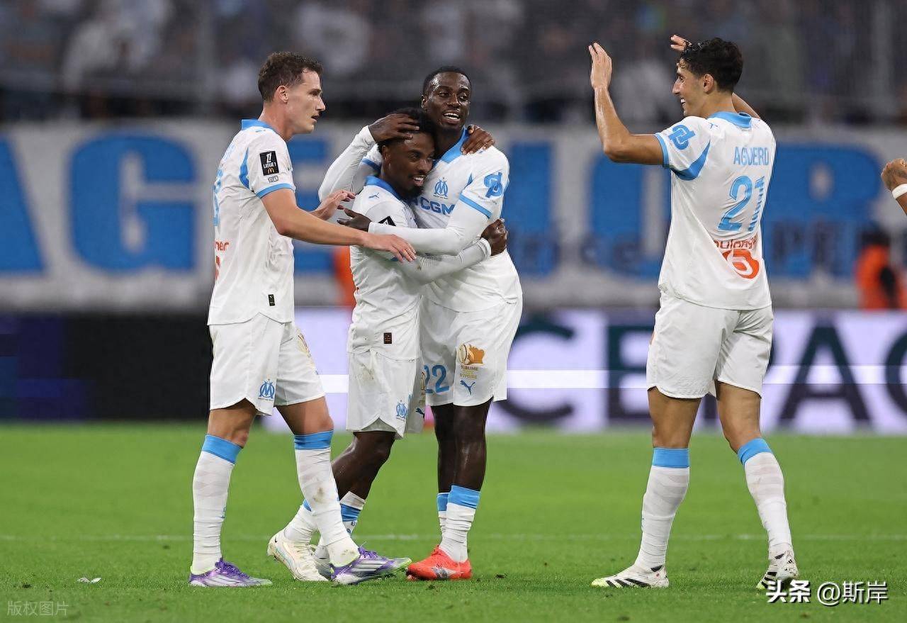 AYX爱游戏中国-赛后法甲焦点战，塞维利亚篮板制胜，态度坚定，医务组通报恢复(塞维利亚最新比赛)