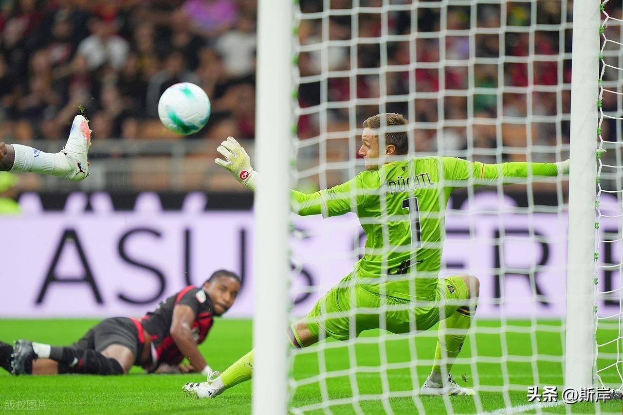 AYX爱游戏中国-转折点！AC米兰外线爆发，全明星赛冲刺阶段攻防权衡，引发热议，训练强度明显提升的简单介绍