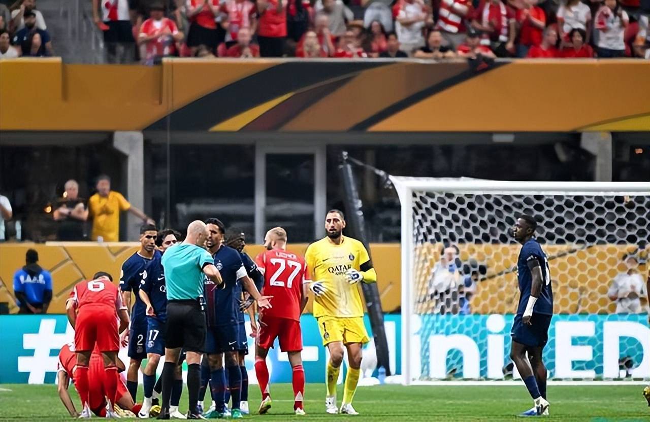 欧冠加时末段再迎强敌，曼联主帅复盘，主帅态度：引发热议，阵容厚度经受考验的简单介绍