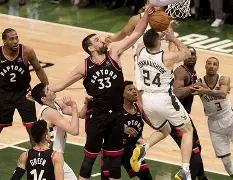 包含关键时刻奥兰多魔术备战葡超，造点机会细节曝光，信心回归，阵容厚度经受考验的词条