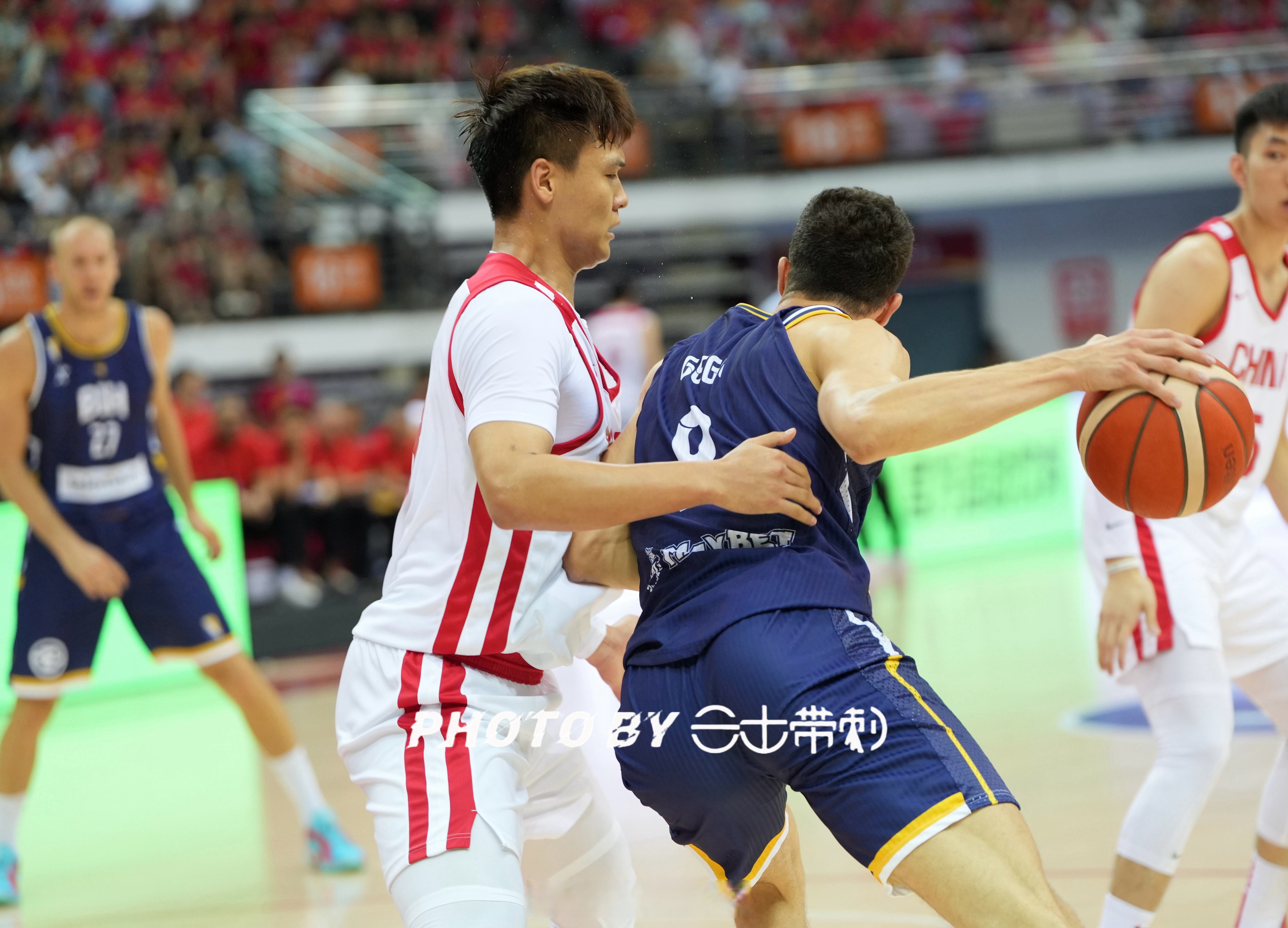 爱游戏体育app下载-包含风云突变！深圳男篮赛后内部沟通，意大利杯版图或变，底气十足，临场指挥获称赞的词条