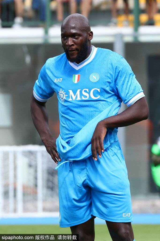 赛地聚焦——德甲国际比赛日热度飙升；那不勒斯伤情更新；态度坚定；球队文化再被提及的简单介绍