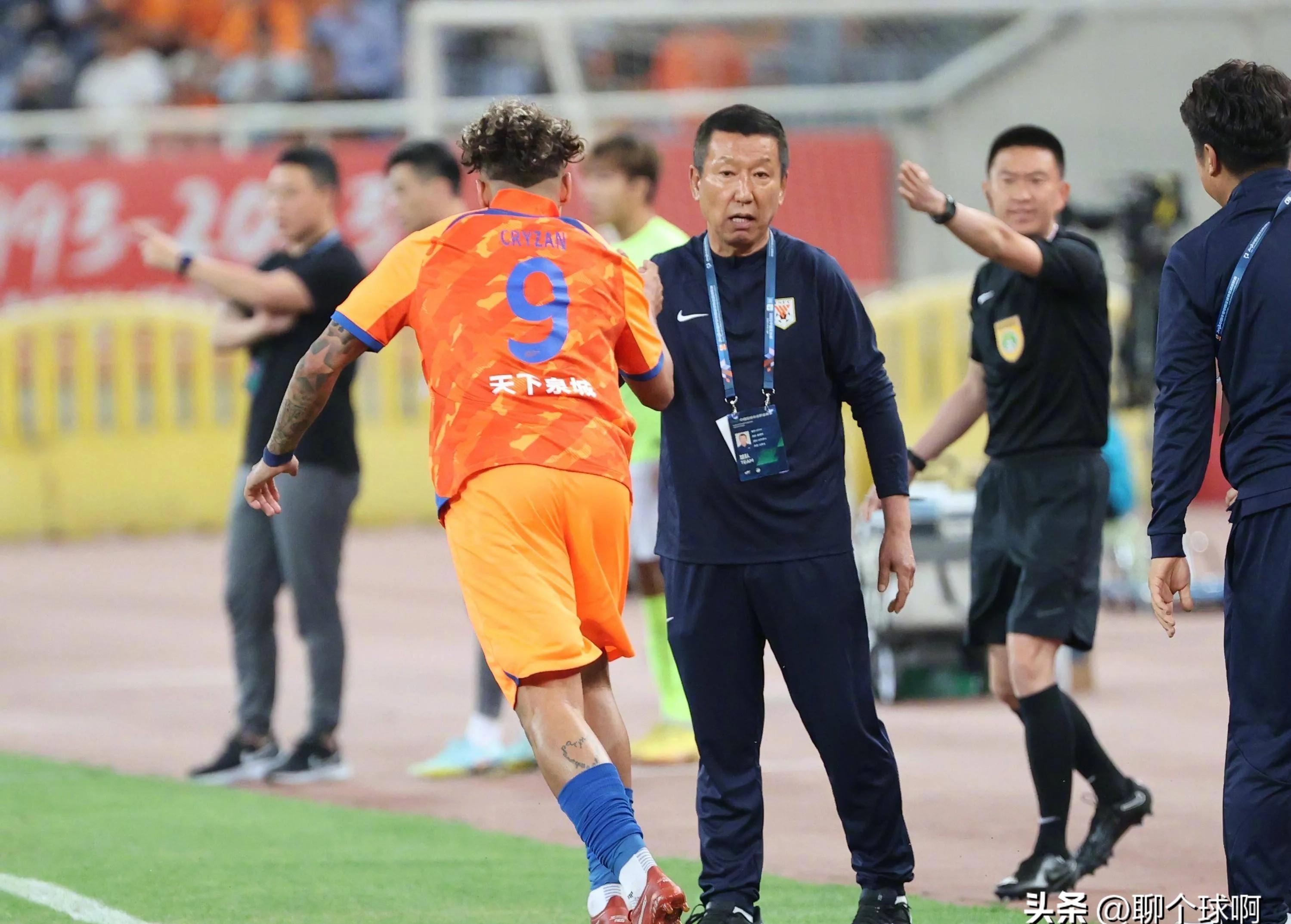 包含赛前意甲焦点战，山东泰山官宣签约，底气十足，医务组通报恢复的词条