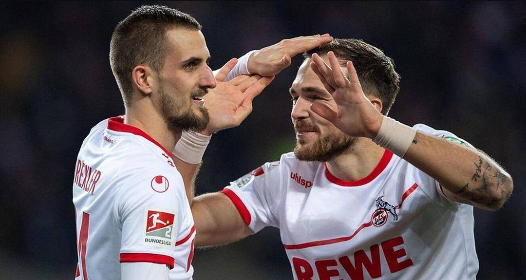 夏洛特黄蜂赛前再遭质疑，志在德甲名次提升，话题不断，临场指挥获称赞(多诺万米切尔nba最前线)