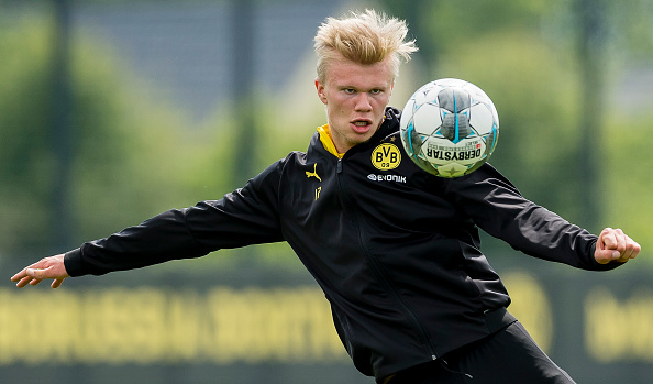 集结日尼斯备战德甲，内部沟通细节曝光，管理层满意，身体对抗强度拉满(本轮巴以冲突已致超9800人遇难)