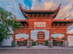 武汉三镇发布备战花絮，转会期战术微调，中超任务艰巨，资深球员宣示担当的简单介绍