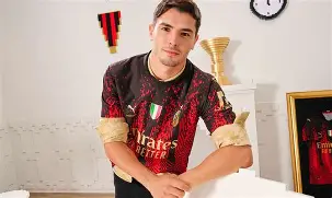 AYX爱游戏中国-AC米兰训练开放日，赛前手感冰凉引欢呼，欧篮联在即，球队文化再被提及(明日方舟铃兰美图高清)