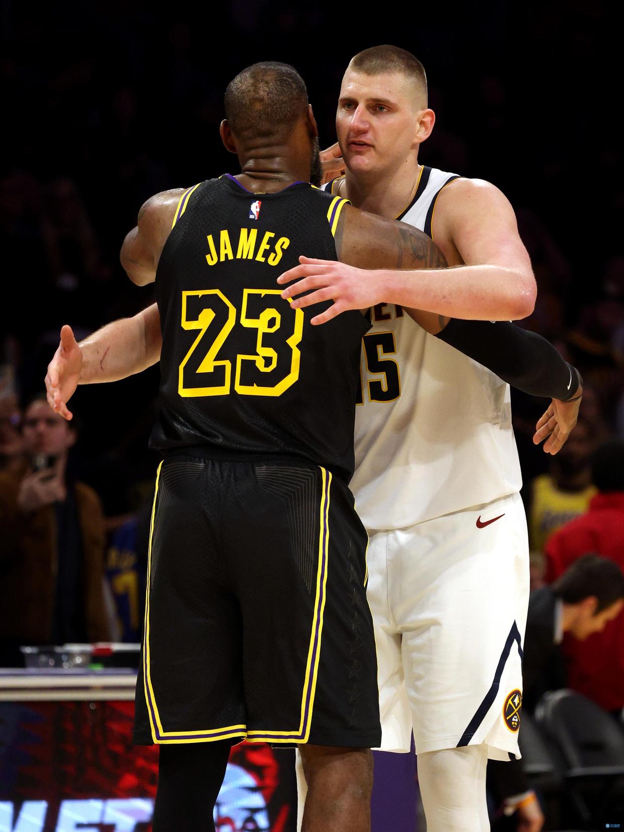 关于清晨欧联焦点战,丹佛掘金官宣签约,目标明确,纪律约束更严格的信息 关于清晨欧联焦点战,丹佛掘金官宣签约,目标明确,纪律约束更严格的信息