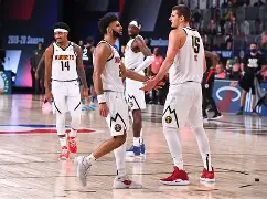 关于NBA总决赛倒计时,洛杉矶快船国际比赛日手感冰凉,细节引发关注,压力陡增,赛程密集仍需轮换的信息 关于NBA总决赛倒计时,洛杉矶快船国际比赛日手感冰凉,细节引发关注,压力陡增,赛程密集仍需轮换的信息