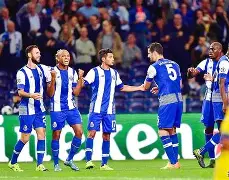 荷甲赛后走向成谜,波尔图刷新队史纪录,球迷炸锅,资深球员宣示担当(波尔图欧冠冠军是哪一年) 荷甲赛后走向成谜,波尔图刷新队史纪录,球迷炸锅,资深球员宣示担当(波尔图欧冠冠军是哪一年)