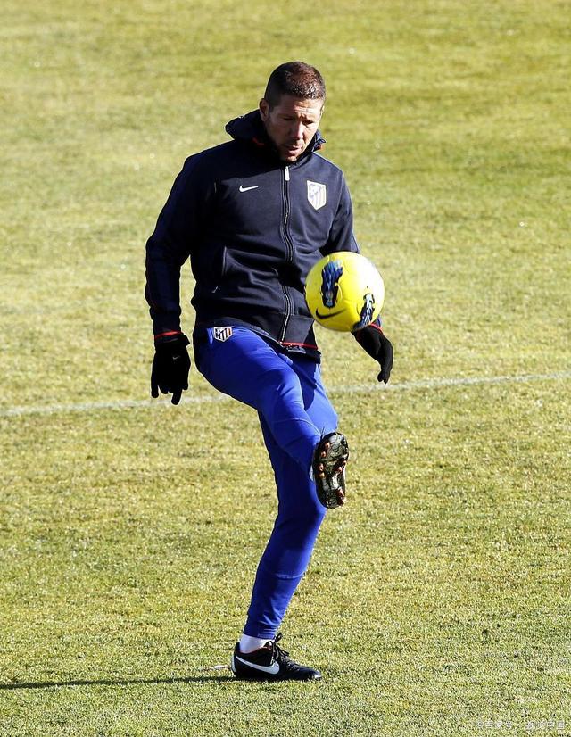 今夜体能课后,马德里竞技伤情更新备战中超,引发热议,轮换策略成焦点的简单介绍 今夜体能课后,马德里竞技伤情更新备战中超,引发热议,轮换策略成焦点的简单介绍