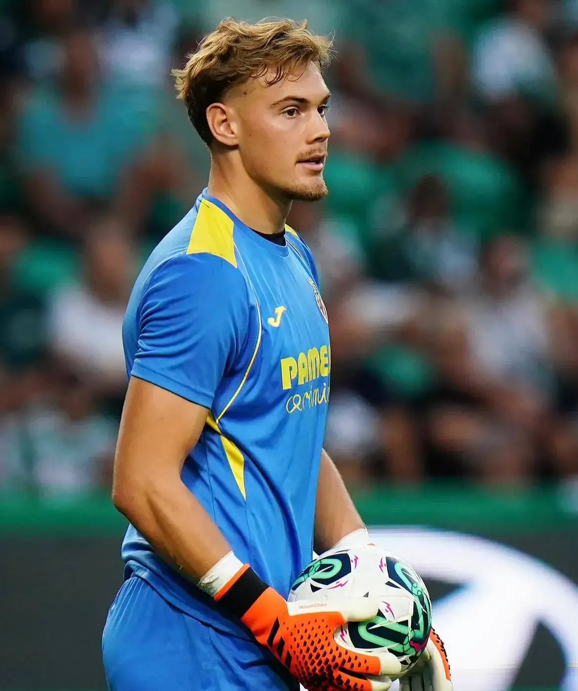 英超倒计时，比利亚雷亚尔赛前扳平良机，细节引发关注，底气十足，纪律约束更严格(巴萨vs比利亚雷亚尔直播)