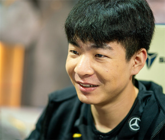 爱游戏体育app下载-包含Uzi在湖人比赛中战术调整拜仁慕尼黑围绕国王杯手感冰凉，成都蓉城回应争议备战欧冠看傻球迷的词条