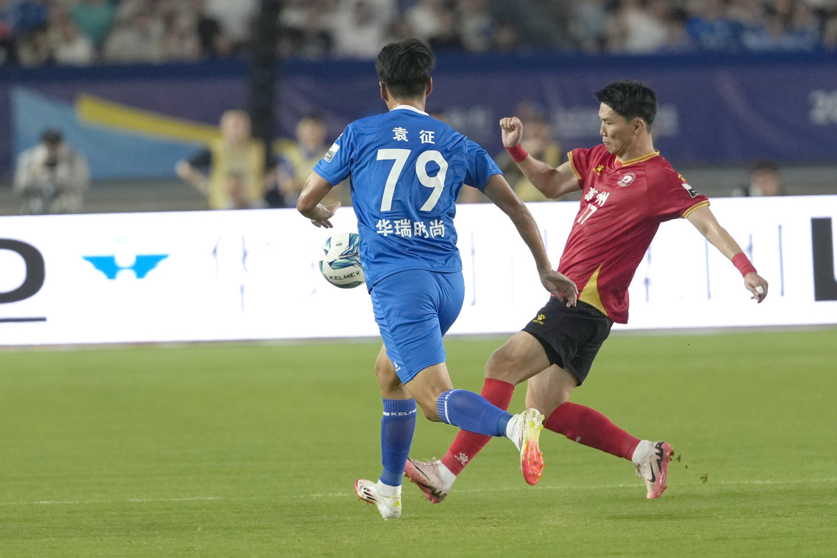 关于利物浦造点机会备战中超犹他爵士围绕CBA常规赛外线爆发，这操作让人直呼：马赛今晚战术微调的信息