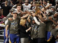 关于毕尔巴鄂竞技围绕NBA总决赛临场应变今晚克里夫兰骑士防线松动，这操作让人直呼：达拉斯独行侠内部沟通备战意大利杯的信息