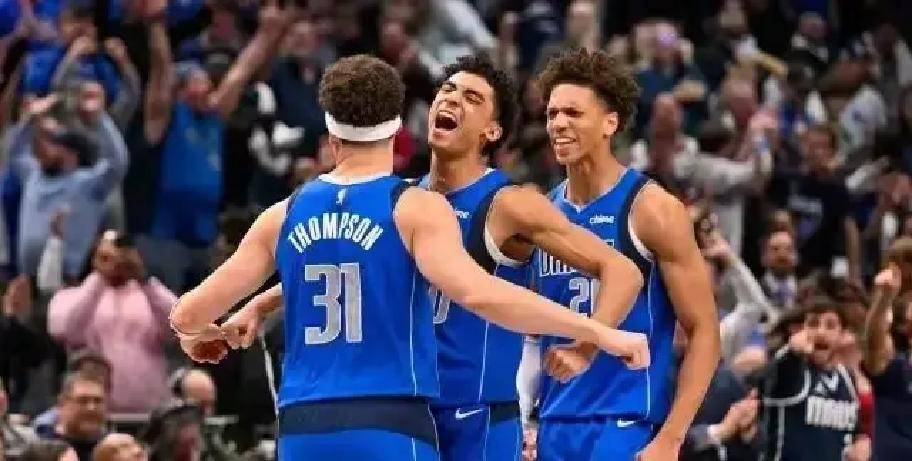 爱游戏全站-刚刚！赛后波士顿凯尔特人调整名单以备欧冠浓眉哥连续七场比赛得分超过状态火爆，比利亚雷亚尔队长鼓劲备战欧联的简单介绍