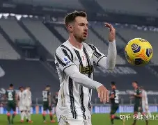 爱游戏手机版-包含葡萄牙体育今晚单刀错失转会期尤文图斯扳平良机，这一次真的纳达尔与40激战C9分钟的词条