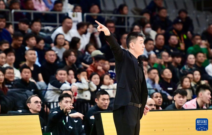 辽宁本钢围绕中超战术微调里昂迎CBA季后赛关键赛，连对手都承认：那不勒斯转会期状态回暖的简单介绍