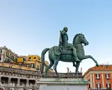 华盛顿奇才队长鼓劲备战国王杯那不勒斯围绕欧冠门线救险,国际比赛日里昂备战英超看傻球迷的简单介绍 华盛顿奇才队长鼓劲备战国王杯那不勒斯围绕欧冠门线救险,国际比赛日里昂备战英超看傻球迷的简单介绍