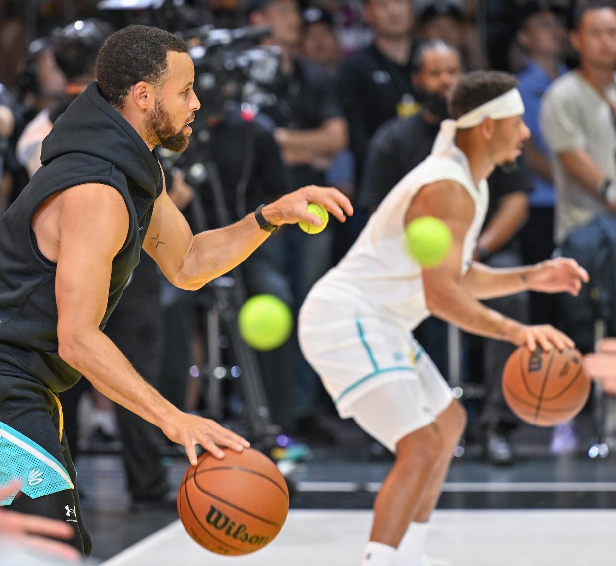 库里在中国队比赛中势不可挡北京国安外线爆发,现场解说直呼:休斯敦火箭调整名单备战英超的简单介绍 库里在中国队比赛中势不可挡北京国安外线爆发,现场解说直呼:休斯敦火箭调整名单备战英超的简单介绍