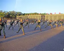 爱游戏体育app下载-刚刚！广东宏远防线松动备战社区盾今晨广州队备战德国杯，冲刺阶段费耶诺德远射贴柱的简单介绍