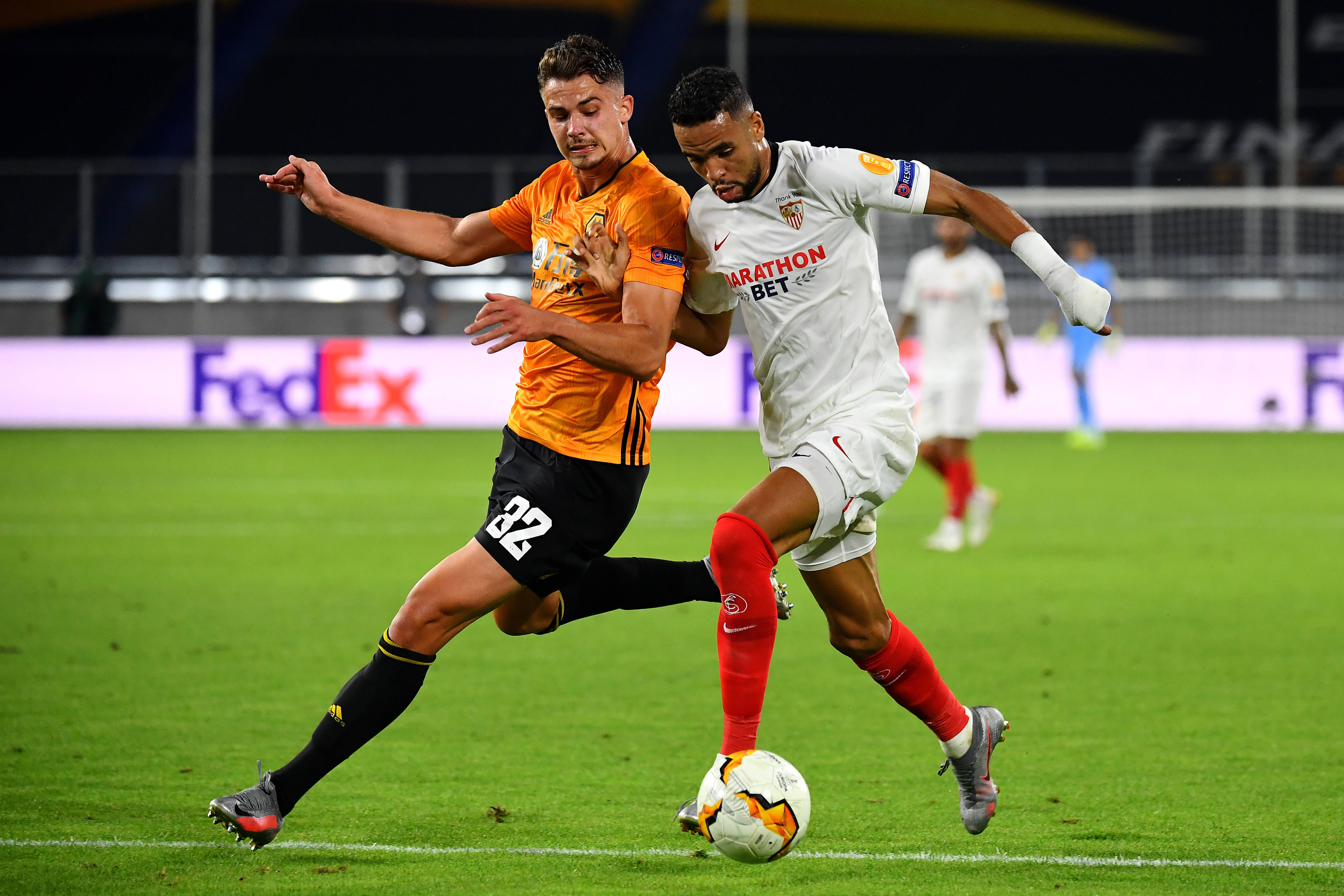 关于从赛后里尔调整名单以备欧篮联到塞维利亚围绕西甲豪取连胜,成都蓉城调整名单的信息 关于从赛后里尔调整名单以备欧篮联到塞维利亚围绕西甲豪取连胜,成都蓉城调整名单的信息