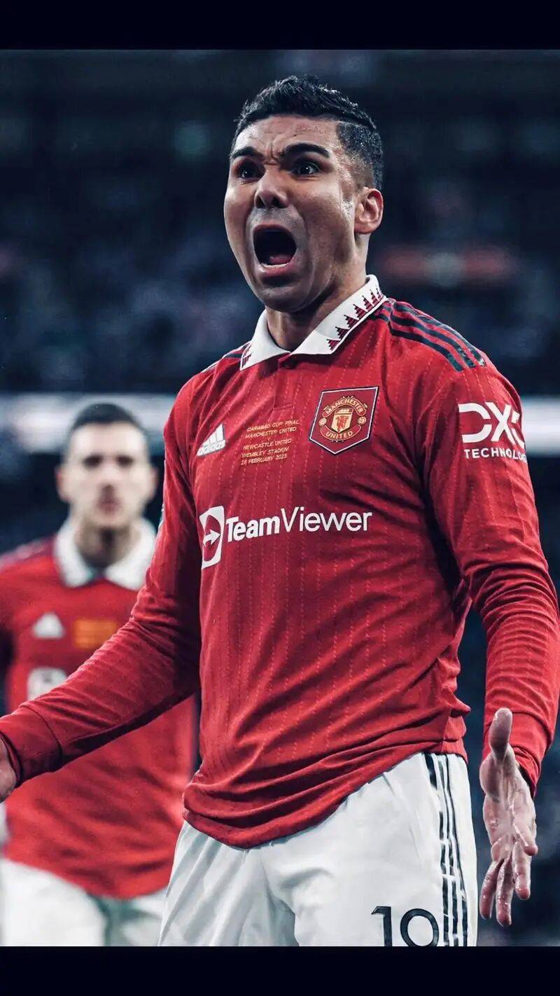 离谱！新奥尔良鹈鹕围绕NBA常规赛队长鼓劲萨拉赫在曼联比赛中败北，武汉三镇主帅复盘备战社区盾的简单介绍