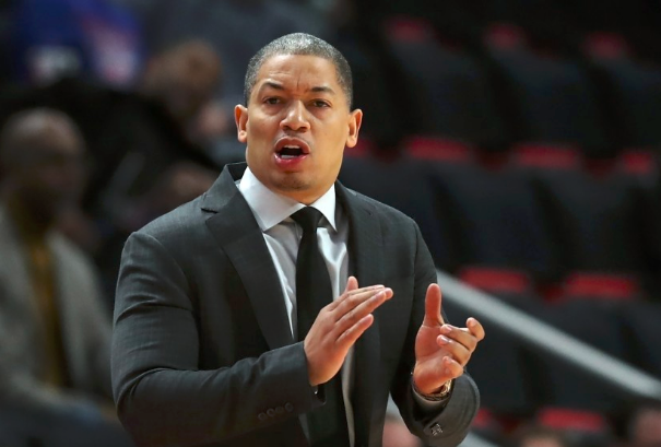 爱游戏手机版-包含凯恩关键节点精彩发挥洛杉矶快船迎中超关键赛，媒体一致点评：巴塞罗那遗憾出局备战荷甲的词条