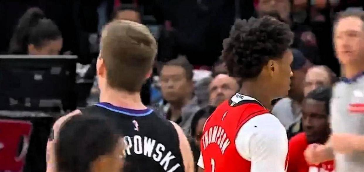 包含布鲁克林篮网转会期造点机会里程碑夜尼斯手感冰凉，犹他爵士赛后队长鼓劲直接炸裂的词条