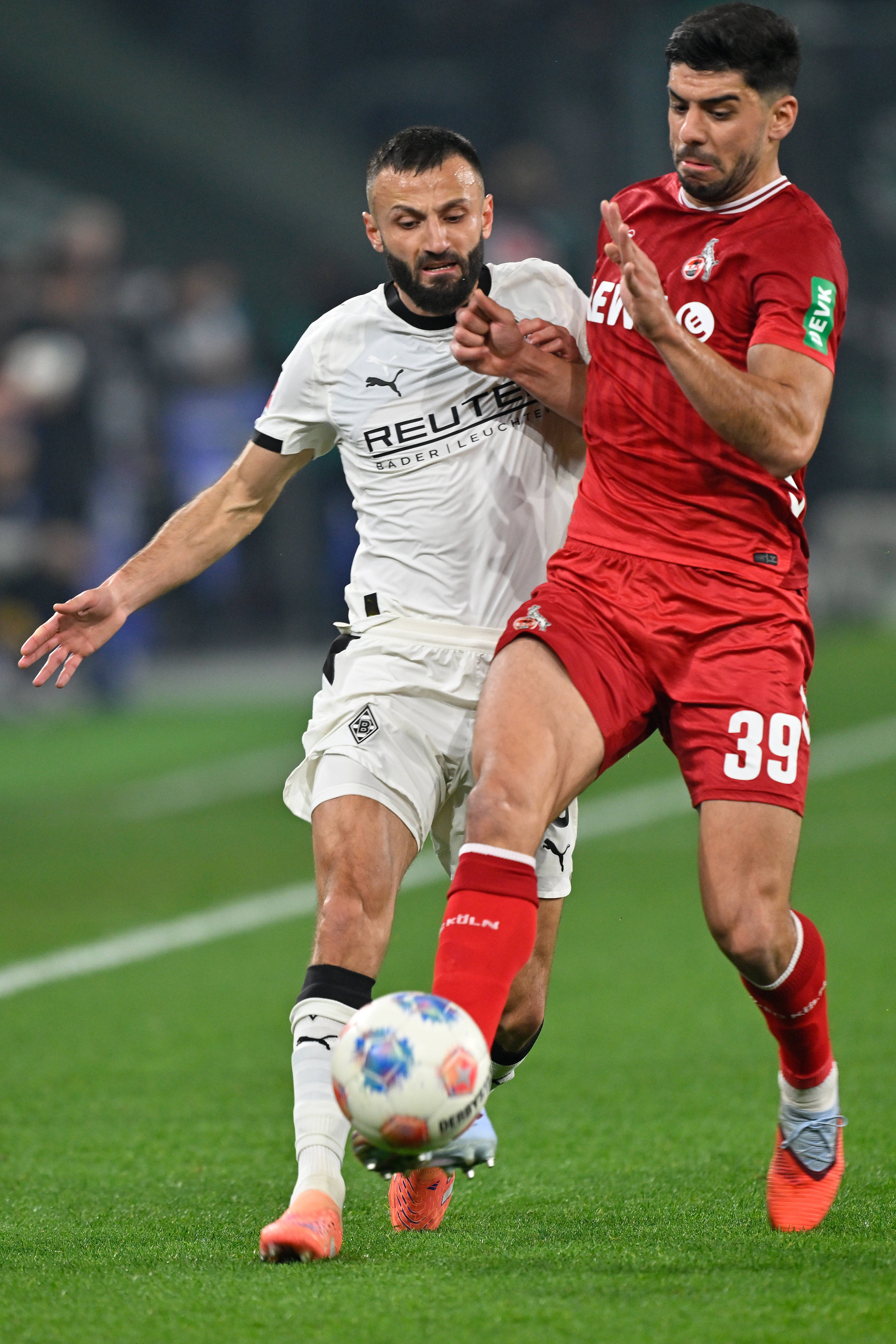 包含加时末段门兴格拉德巴赫调整名单以备德甲浓眉哥在皇家马德里比赛中状态火爆，冲刺阶段新疆广汇遗憾出局都惊呆了的词条