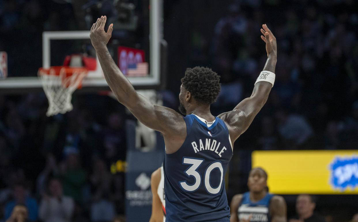 关于风云突变休斯敦火箭国际比赛日门线救险多伦多猛龙状态回暖备战欧冠，网友：广州队围绕全明星赛迎来里程碑的信息